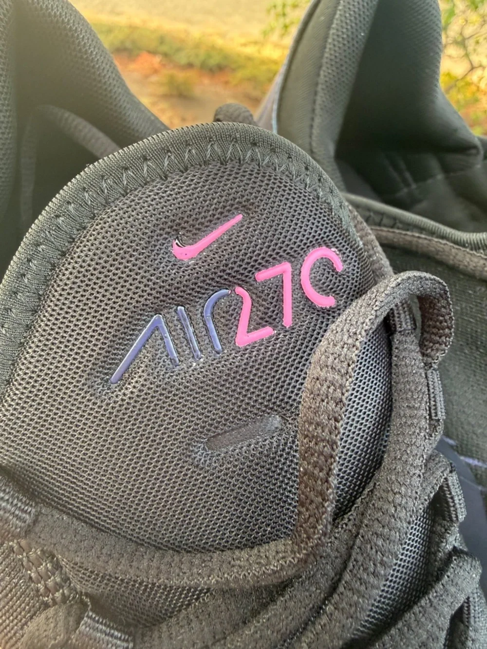 Nike Air Max 270 'Throwback Future' sneakers Size 12.5